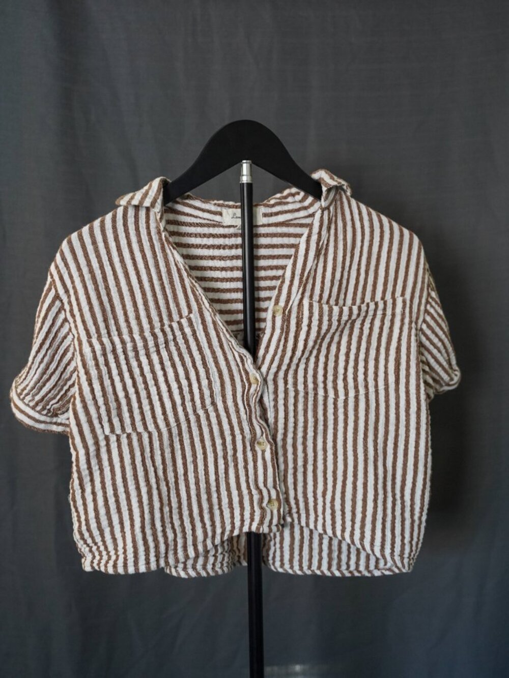 Love Notes Tan And White Striped Button Up Crop Top Size Medium